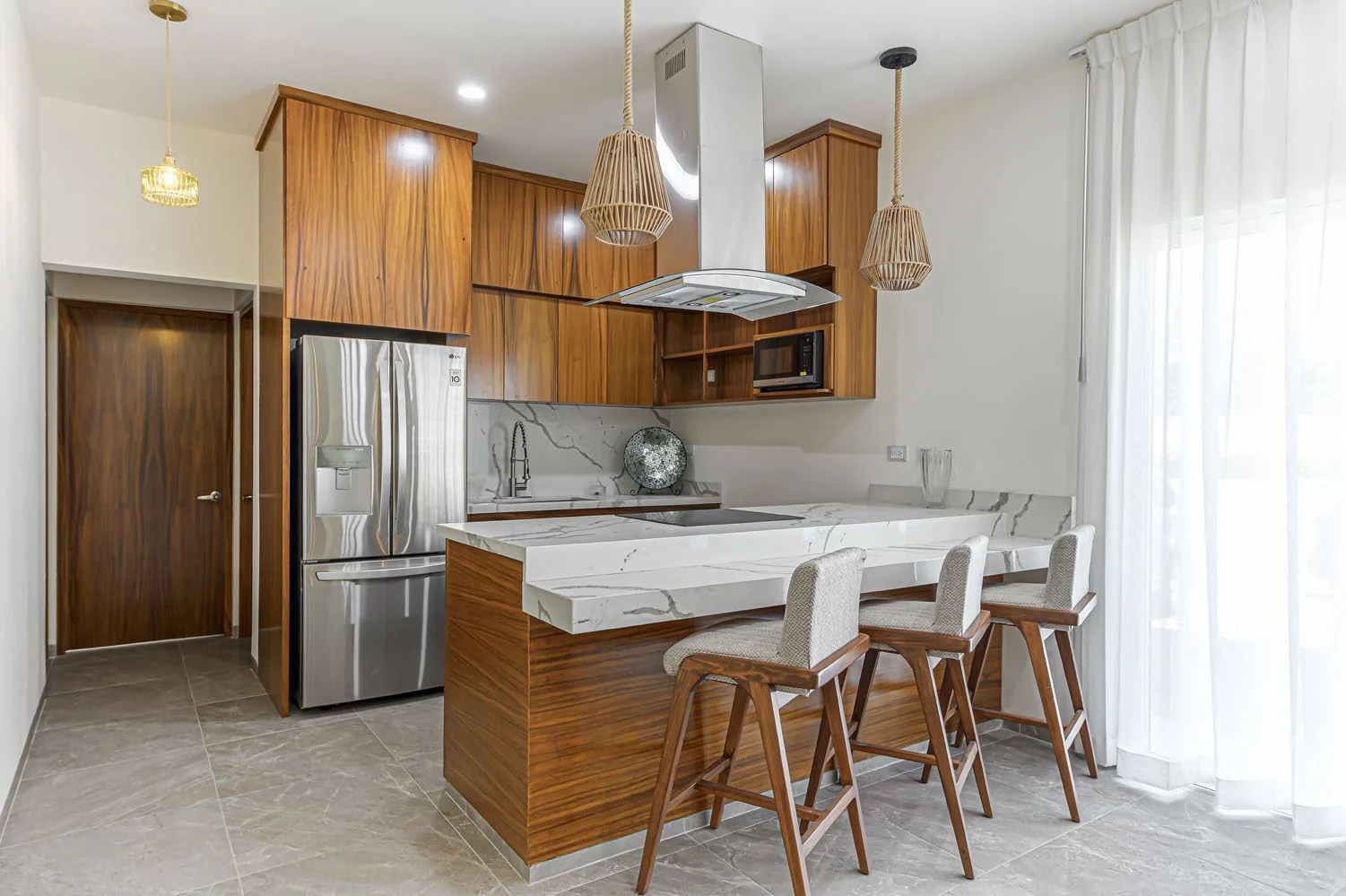 Catania contemporary kitchen